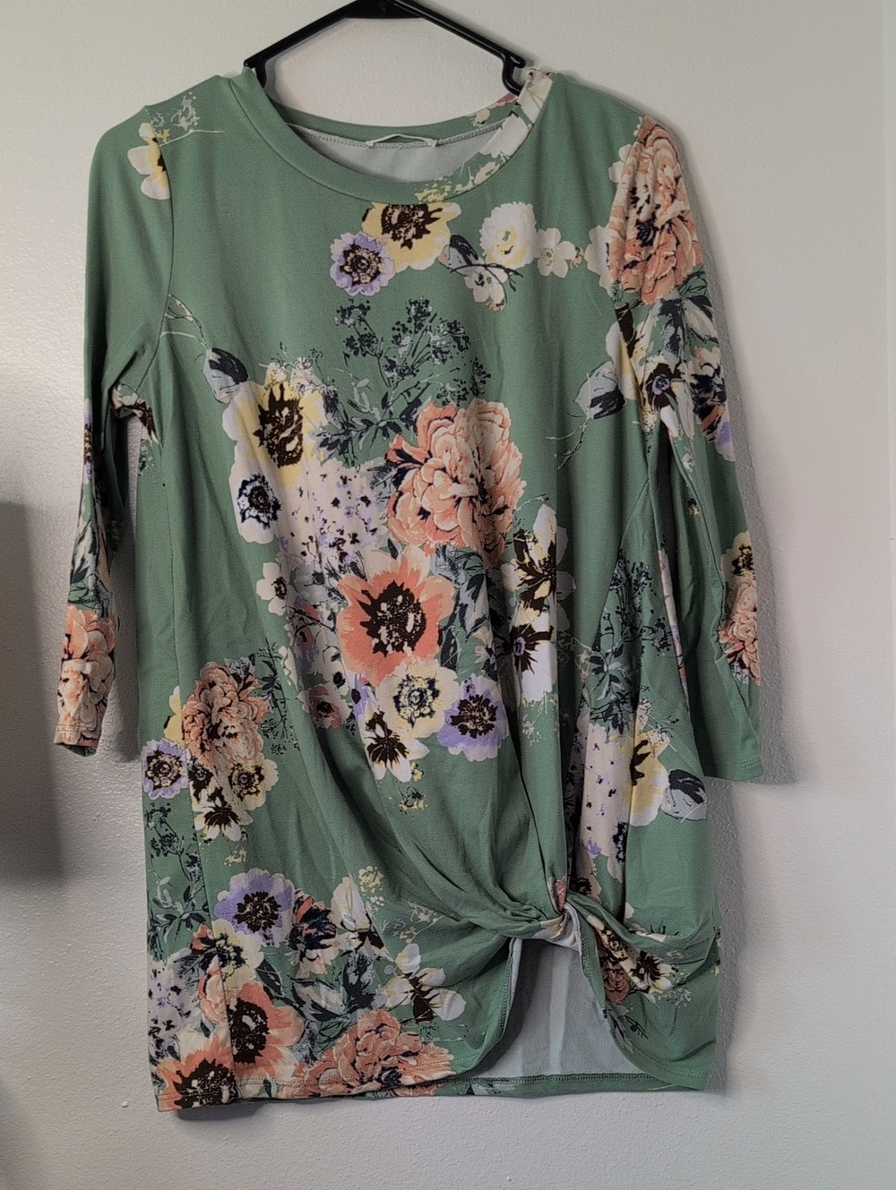 Reborn J Sage Green Floral Knot-Front Tunic